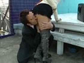 無言作品集32 ブーツを履いた美女のムチムチの太ももや蒸れ蒸れの足のニオイにムラムラしちゃって…　サンプル画像09